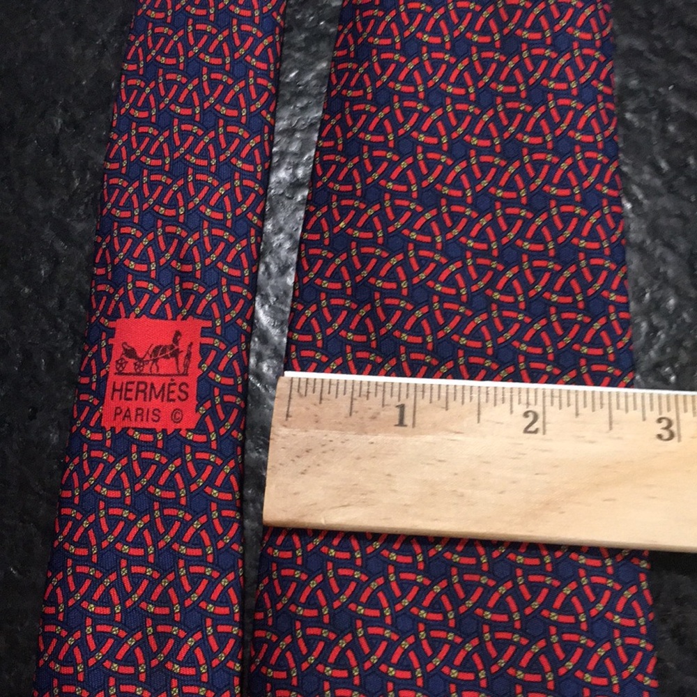 Men’s tie - Picture 3 of 3